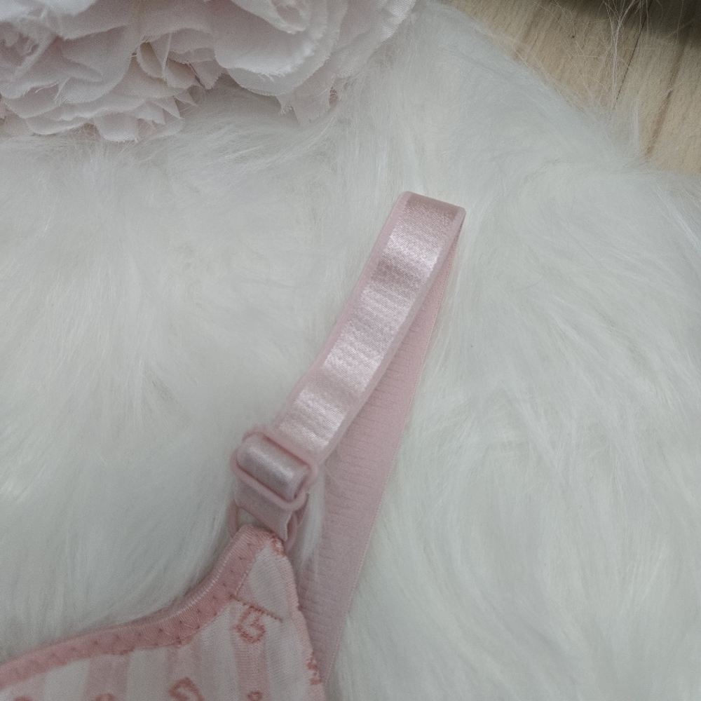 Pink Heart Floral Rhinestone Embellished Push Up Bra Size Medium 34C 36A… - Picture 9 of 10